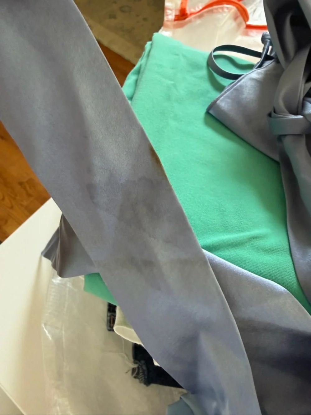 Angel Sleeve Robe - Picture 13 of 13